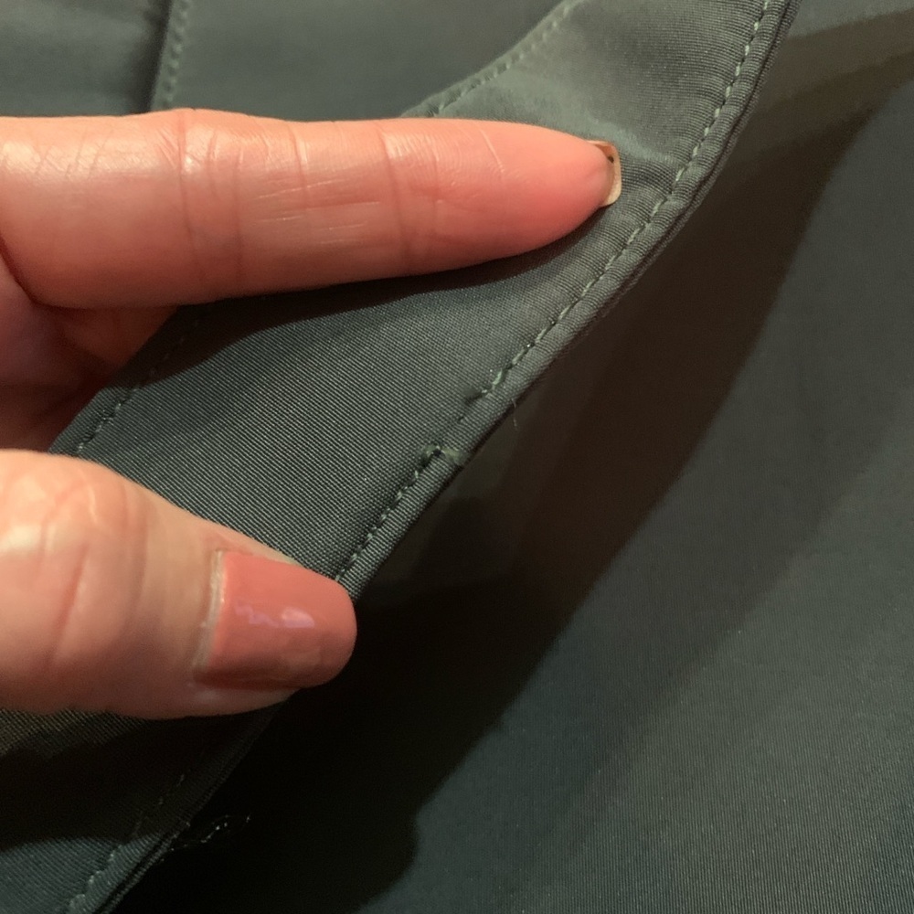 Samsonite Crossbody Travel tablet Nylon Bag Gray With Pockets And Magnetic Snap - Picture 7 of 8